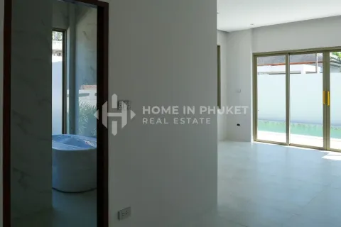 Casa de 3 dormitorios en Phuket, Tailandia № 131364 - foto 11