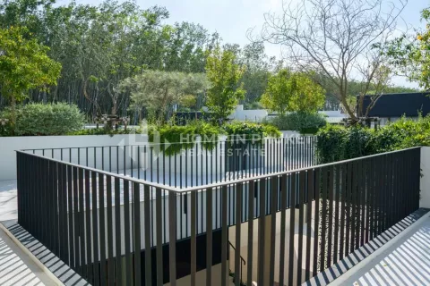 Casa de 4 dormitorios en Phuket, Tailandia № 131362 - foto 18