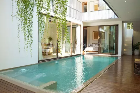 Casa de 4 dormitorios en Phuket, Tailandia № 131362