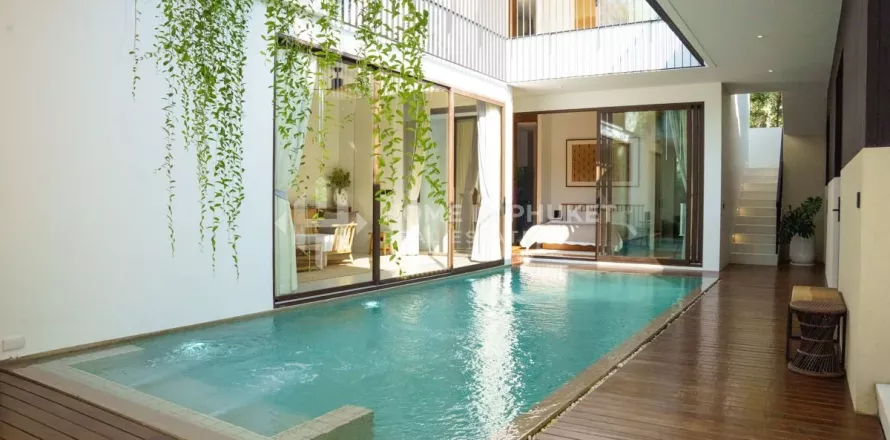 Casa de 4 dormitorios en Phuket, Tailandia № 131362