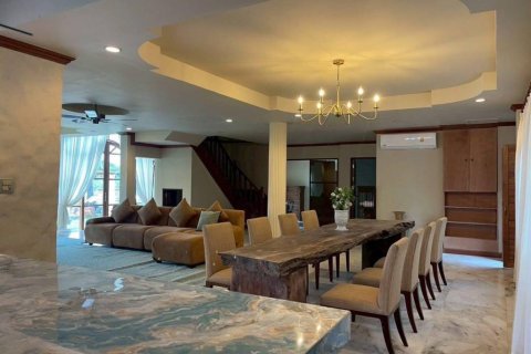 Chalet de 5 dormitorios en Phuket, Tailandia № 132711 - foto 7