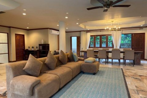 Chalet de 5 dormitorios en Phuket, Tailandia № 132711 - foto 6