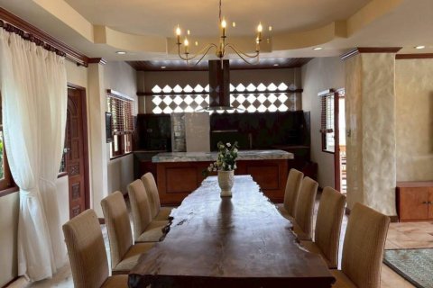 Chalet de 5 dormitorios en Phuket, Tailandia № 132711 - foto 10
