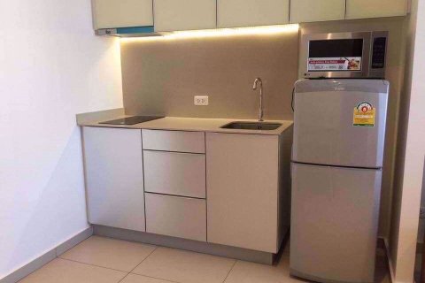 Condominio de 1 dormitorio en Watthana, Bangkok, Tailandia № 77128 - foto 5