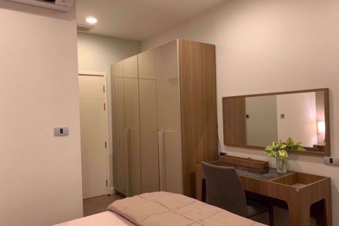 Condominio de 2 dormitorios en Khlong Toei, Bangkok, Tailandia № 77127 - foto 6