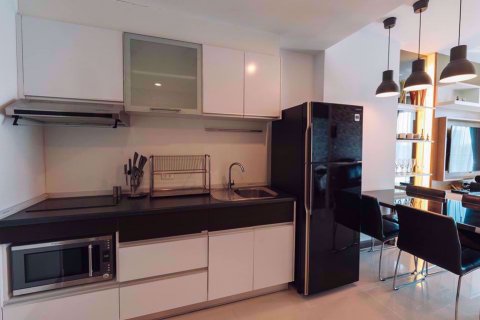 Condominio de 1 dormitorio en Huai Khwang, Bangkok, Tailandia № 77132 - foto 10