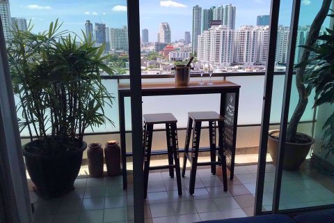 Condominio de 1 dormitorio en Sathon, Bangkok, Tailandia № 77131 - foto 11
