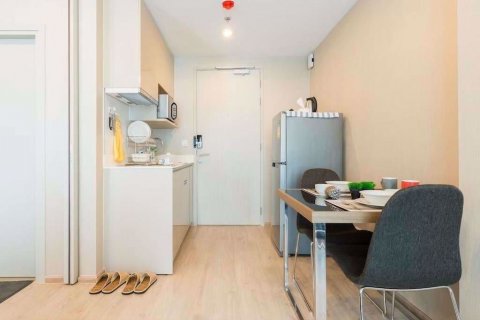Condominio de 1 dormitorio en Bang Rak, Bangkok, Tailandia № 76903 - foto 6