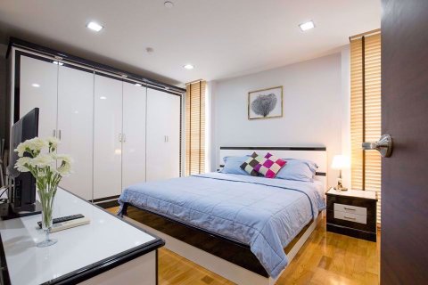 Condominio de 1 dormitorio en Bang Rak, Bangkok, Tailandia № 76902 - foto 3
