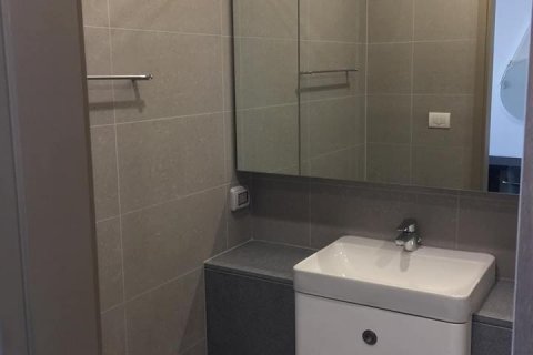Condominio de 2 dormitorios en Bangkok, Tailandia № 143856 - foto 9