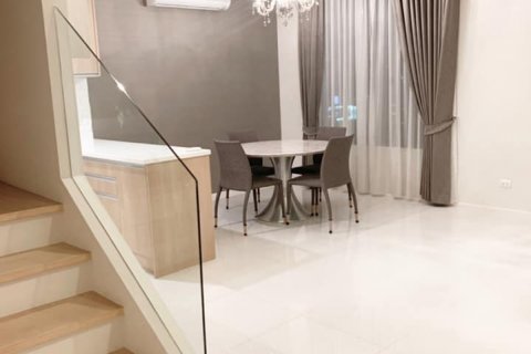 Condo in Bangkok, Thailand, 1 bedroom  № 143855