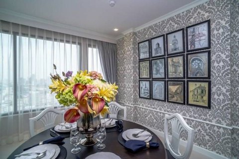 Condominio de 3 dormitorios en Phaya Thai, Bangkok, Tailandia № 143895 - foto 2