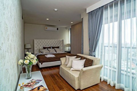 Condominio de 3 dormitorios en Phaya Thai, Bangkok, Tailandia № 143895 - foto 8