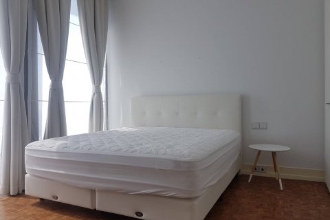 Condominio de 2 dormitorios en Yan Nawa, Bangkok, Tailandia № 143858 - foto 12