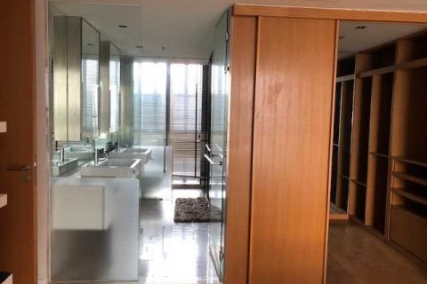 Condominio de 3 dormitorios en Yan Nawa, Bangkok, Tailandia № 143853 - foto 8