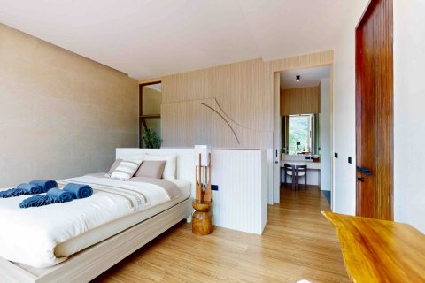 Villa in Bang Tao, Thailand 4 bedrooms № 78644 - photo 16