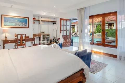 Haus in Kata, Thailand 6 Schlafzimmer № 131060 - Foto 12