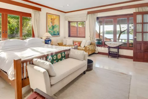 Haus in Kata, Thailand 6 Schlafzimmer № 131060 - Foto 9