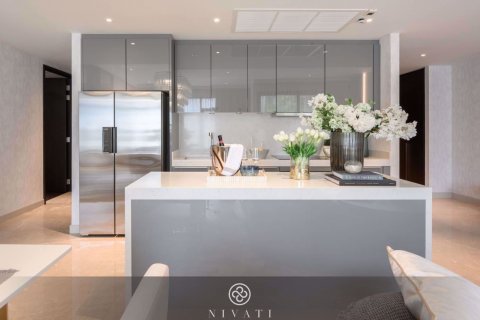 Condominio de 2 dormitorios en Watthana, Bangkok, Tailandia № 76660 - foto 2