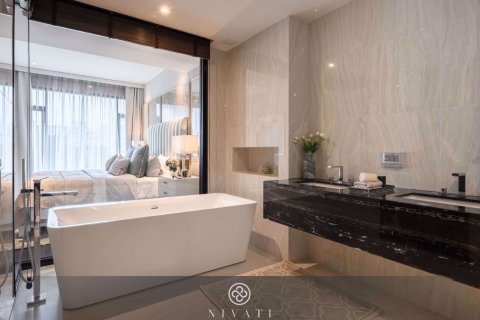Condominio de 2 dormitorios en Watthana, Bangkok, Tailandia № 76660 - foto 4