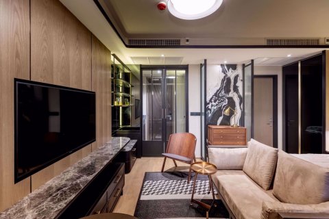 Condominio de 1 dormitorio en Bang Rak, Bangkok, Tailandia № 76654 - foto 2