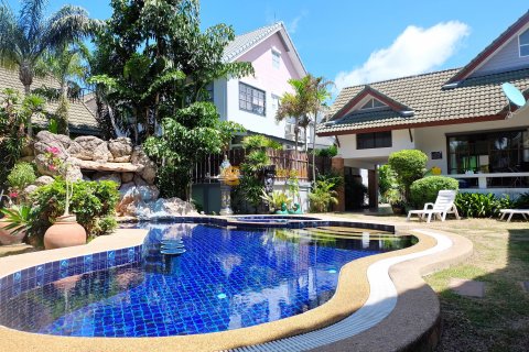 Estudio en Pattaya, Tailandia № 104376 - foto 17