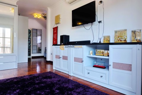 Estudio en Pattaya, Tailandia № 104376 - foto 14