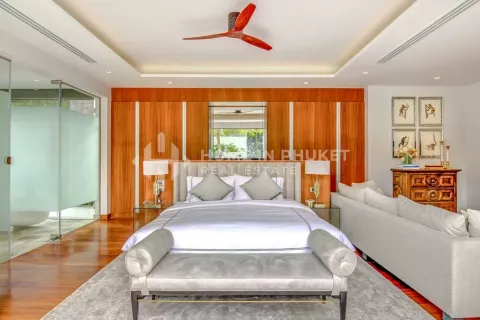 Casa de 4 dormitorios en Phuket, Tailandia № 130962 - foto 12