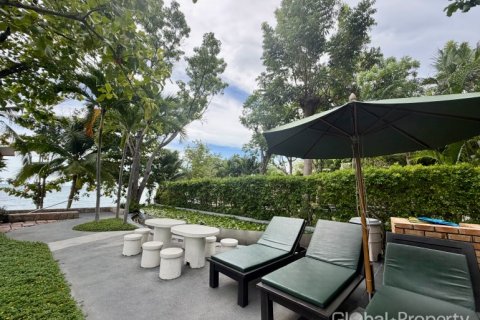 Condominio de 2 dormitorios en Pattaya, Tailandia № 100760 - foto 11