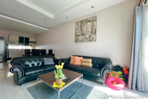 Casa de 3 dormitorios en Pattaya, Tailandia № 100773 - foto 5