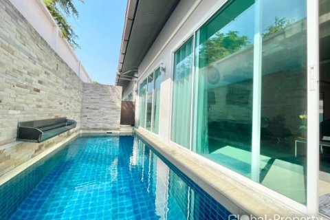 Casa de 3 dormitorios en Pattaya, Tailandia № 100773 - foto 9
