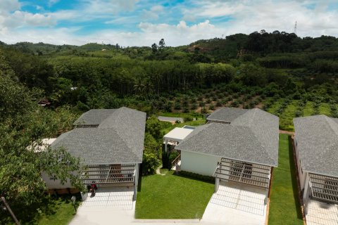 Chalet de 3 dormitorios en Phang Nga, Tailandia № 74278 - foto 4