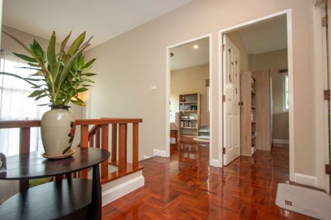 Casa de 4 dormitorios en Chiang Mai, Tailandia № 126313 - foto 7