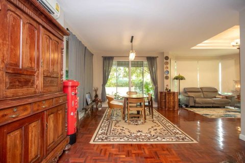 Casa de 4 dormitorios en Chiang Mai, Tailandia № 126313 - foto 19