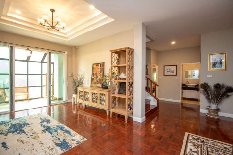 Casa de 4 dormitorios en Chiang Mai, Tailandia № 126313 - foto 2