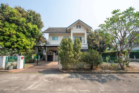 Haus in Chiang Mai, Thailand 4 Schlafzimmer № 126313