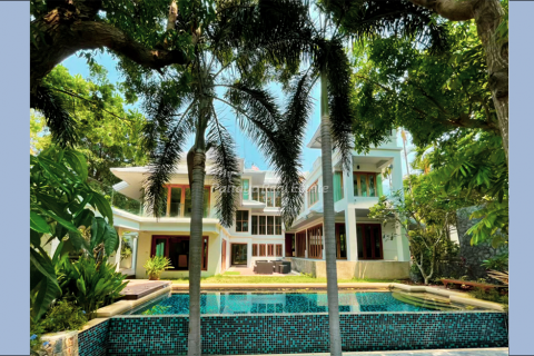 Casa de 5 dormitorios en Bang Lamung, Tailandia № 78842 - foto 9