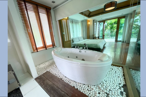 Casa de 5 dormitorios en Bang Lamung, Tailandia № 78842 - foto 24