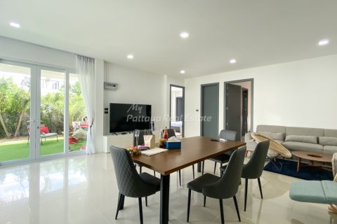 House in Sattahip, Thailand 3 bedrooms № 116141 - photo 14