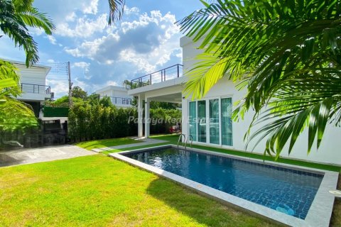 House in Sattahip, Thailand 3 bedrooms № 116141 - photo 17