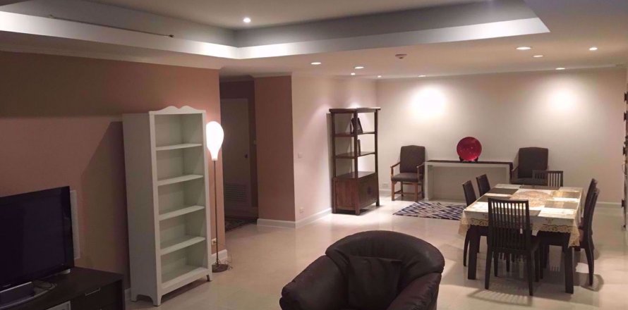 Condominio de 3 dormitorios en Watthana, Bangkok, Tailandia № 77219