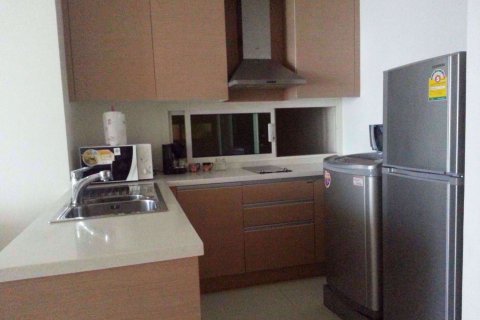 Condominio de 1 dormitorio en Sathon, Bangkok, Tailandia № 77220 - foto 3