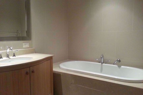Condominio de 1 dormitorio en Sathon, Bangkok, Tailandia № 77220 - foto 7