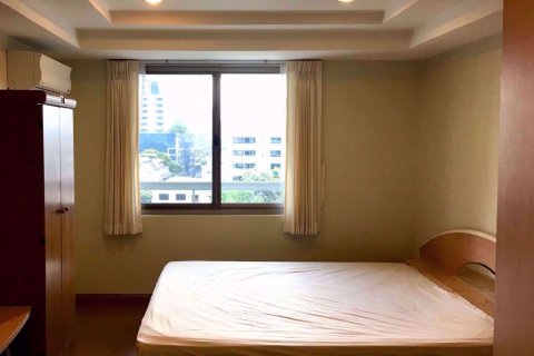 Condominio de 3 dormitorios en Watthana, Bangkok, Tailandia № 77222 - foto 4