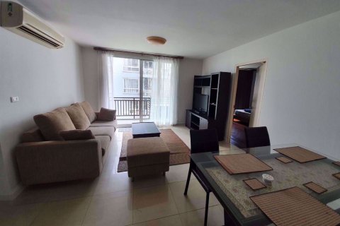 Condominio de 2 dormitorios en Yan Nawa, Bangkok, Tailandia № 77221 - foto 2