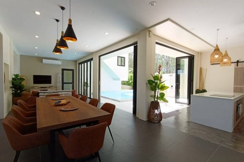 Chalet de 3 dormitorios en Phuket, Tailandia № 125898 - foto 5