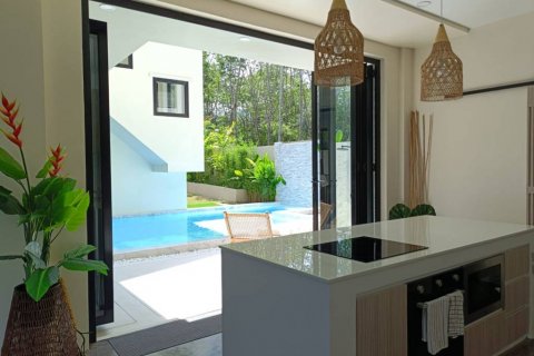 Chalet de 3 dormitorios en Phuket, Tailandia № 125898 - foto 6
