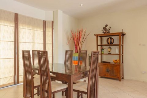 Chalet de 3 dormitorios en Cha-am, Tailandia № 125892 - foto 8
