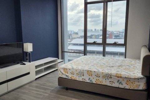 Condominio de 2 dormitorios en Khlong San, Bangkok, Tailandia № 124785 - foto 7