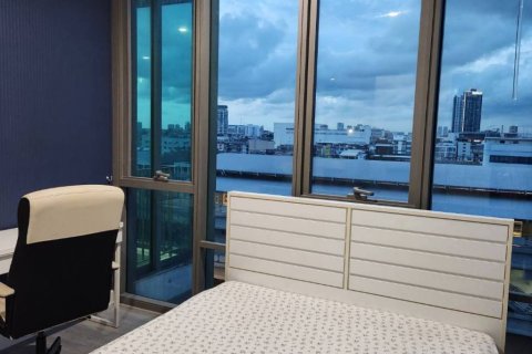Condominio de 2 dormitorios en Khlong San, Bangkok, Tailandia № 124785 - foto 4